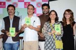 Vidhu Vinod Chopra, Rajkumar Hirani, Madhavan at Anushka Joshi book launch in Fort on 28th April 2015